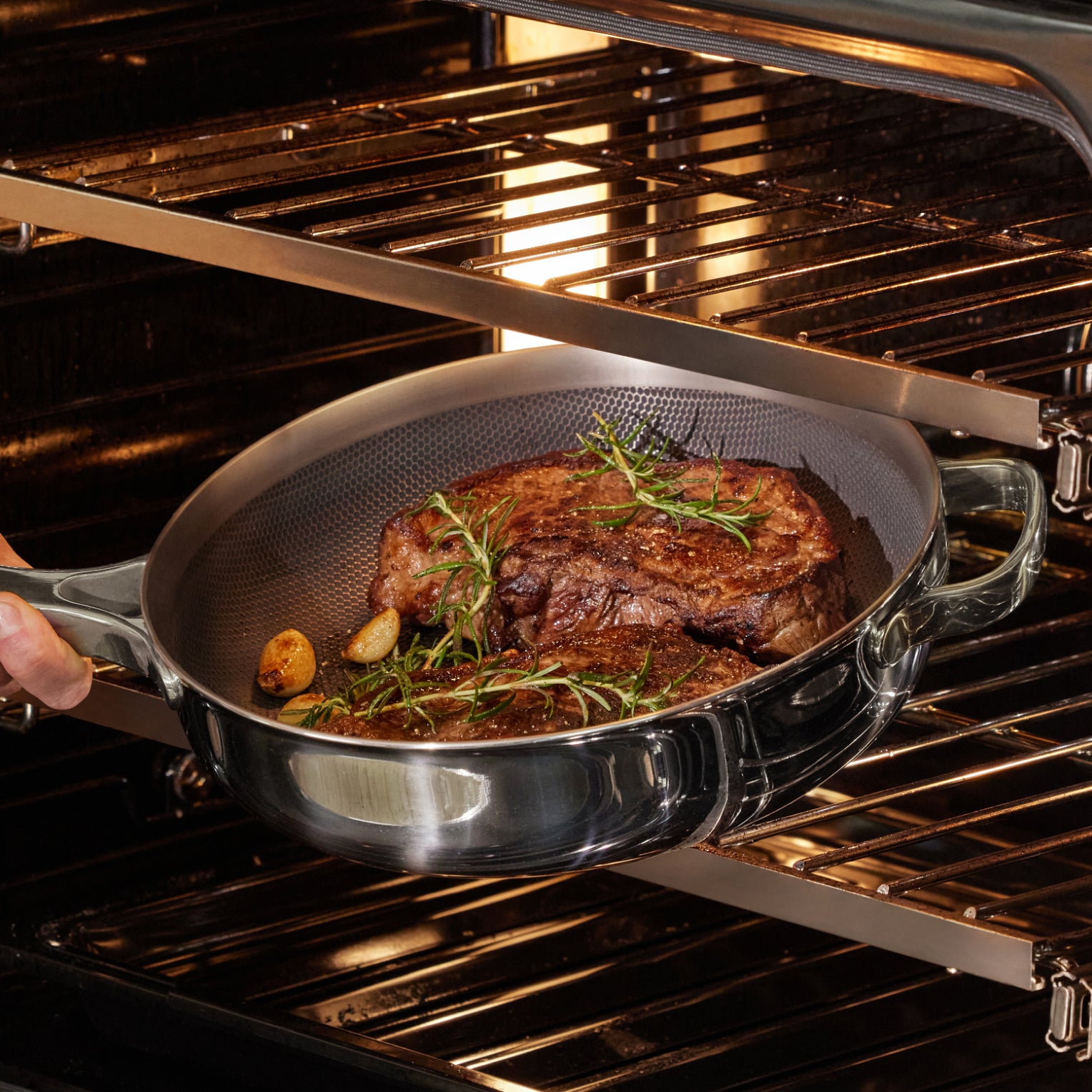 Oven cooking with the titanium pan